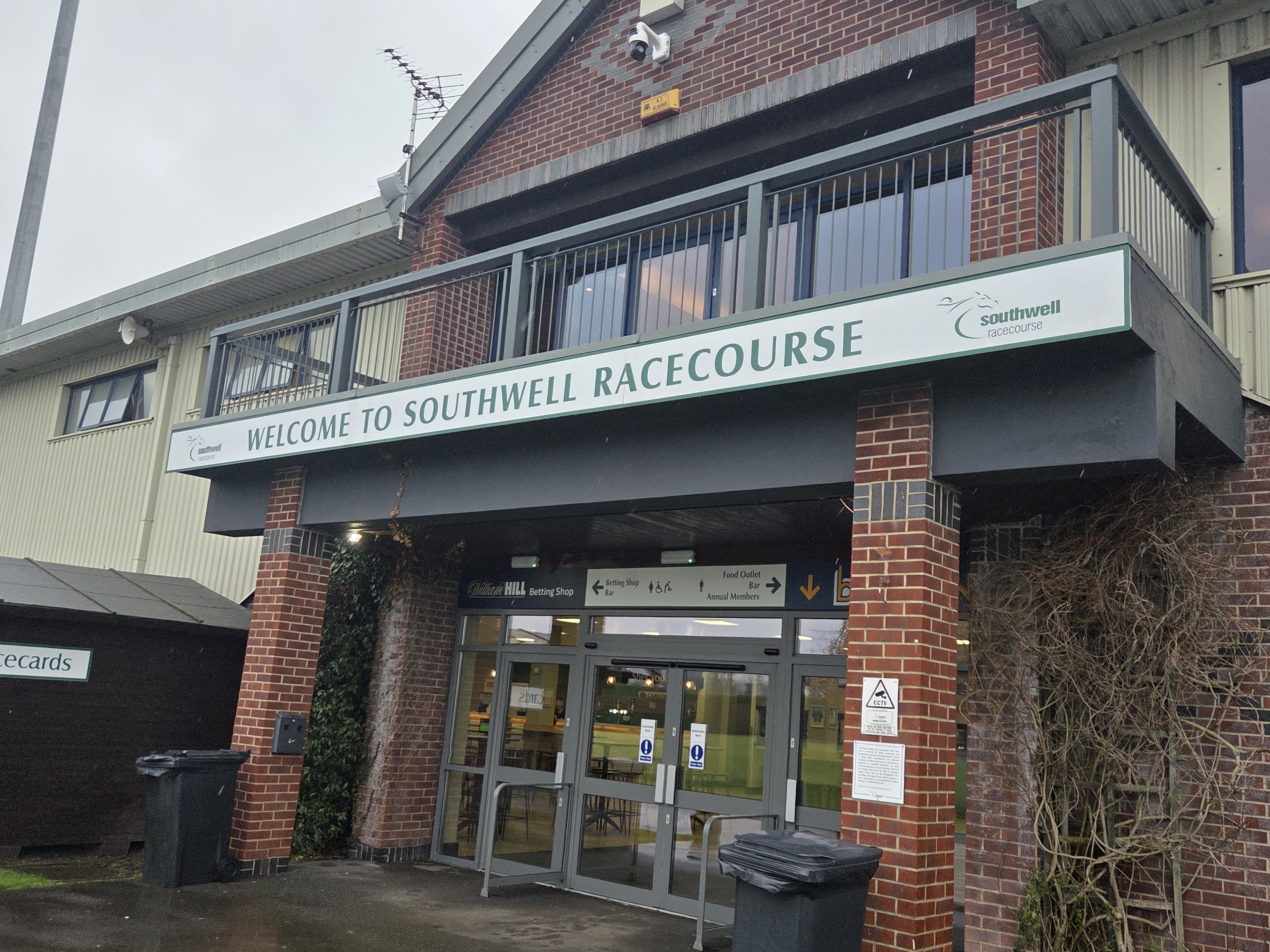 Stands Plus Owners & Trainer 